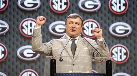 No. 1 Georgia opens championship.
